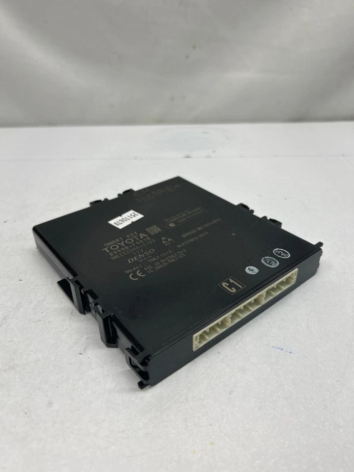 Toyota CHR keyless ignition control 2018 2019 module unit assy OEM 89990F4010 - Image 2 of 4