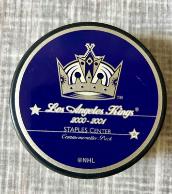 2000-2001 LOS ANGELES KINGS NHL Commemorative Puck-Staples Center Toyo