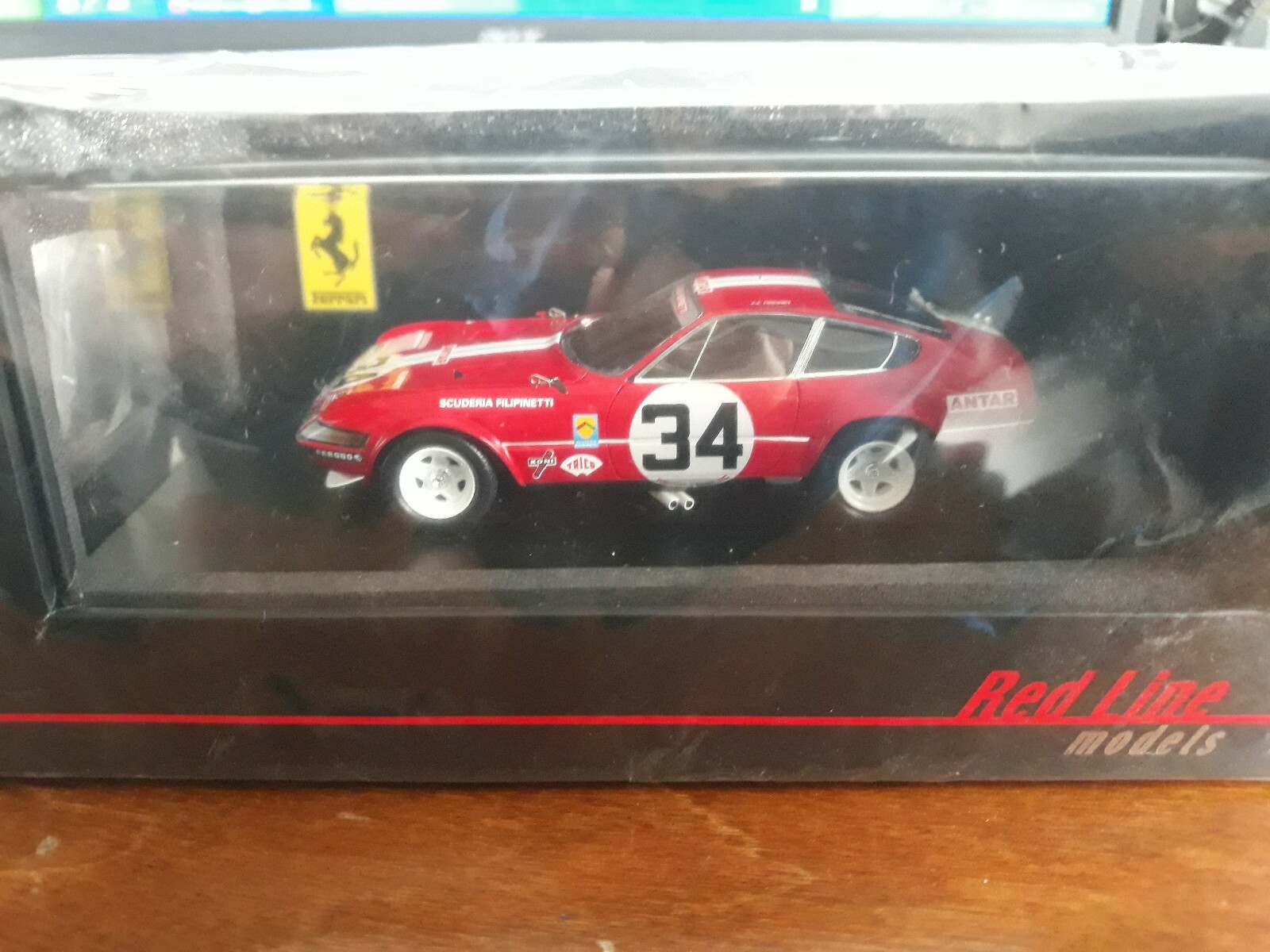 Red Line 1 43 Ferrari 365 GTB 4 34 Le Uomo 1972 RL079 Red Line 1 43 Ferrari 365 GTB 4 34 Le Uomo 1972 RL079