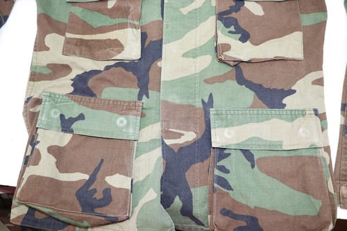 US Woodland Camouflage Coat Shirt cotton/nylon Small regular M636 - Picture 4 of 8