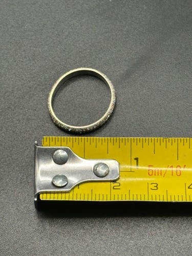 Vtg 14k White Gold & Countles Diamonds 4mm Eternity Ring Band Sz5.5 1.62 grams - Picture 6 of 8