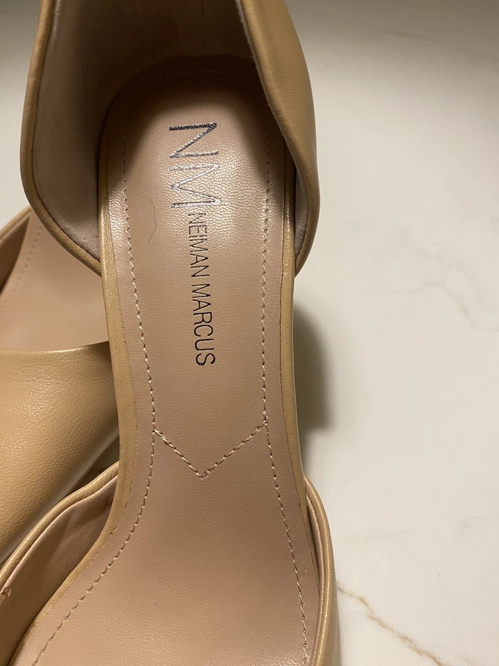 Neiman Marcus Nude Leather Pumps Size 9M New Without Box — 第 4/4 张图片