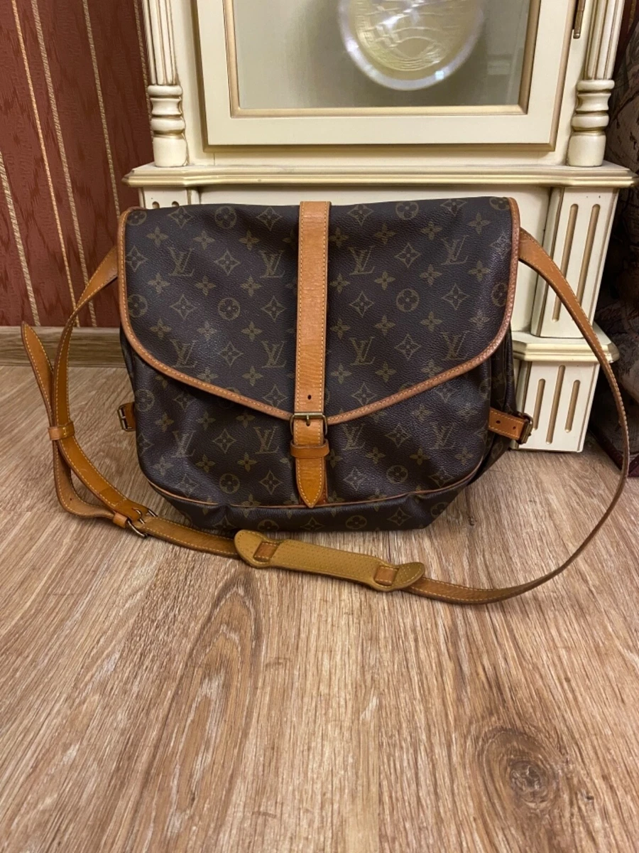 LOUIS VUITTON AuthenticMonogram Saumur 35 Handbag