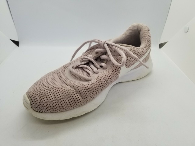 nike tanjun particle rose