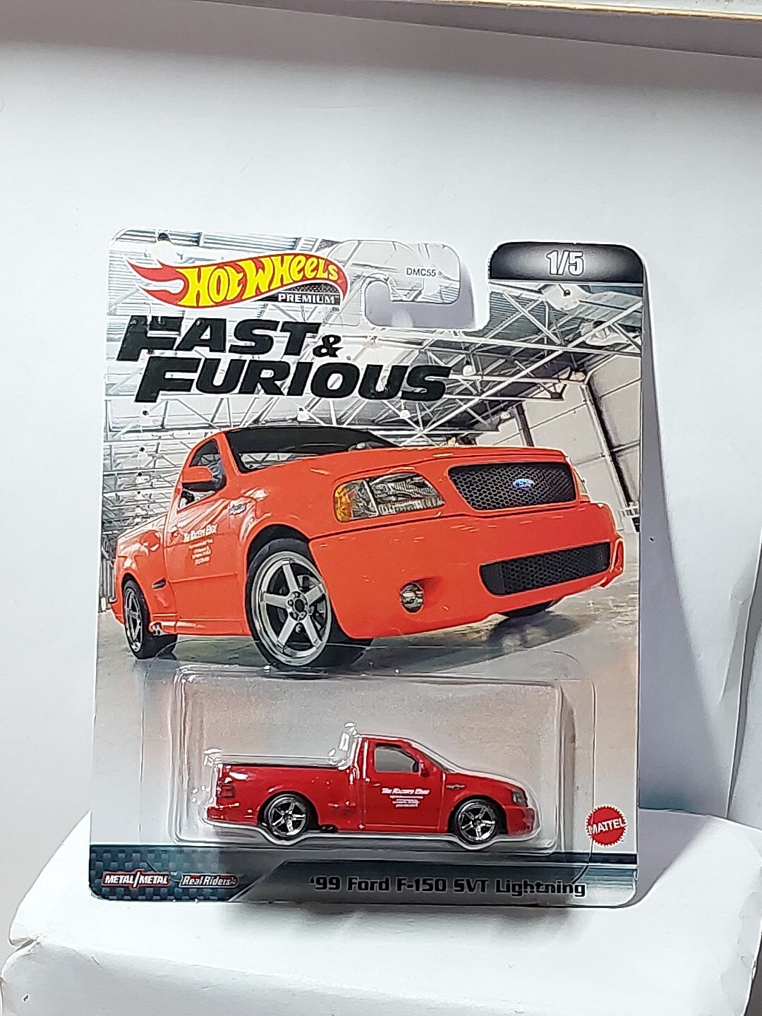 Foto 1 di 6