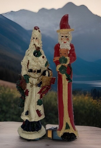 Geschnitztes Holz 2er Set Weihnachtsmänner der alten Welt 5,75 & 6,5" hoch handbemalt Vintage - Bild 2 von 10