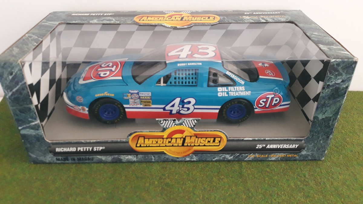 NASCAR ERTL 1/18 - Pontiac #43 Richard Petty STP (B. Hamilton) - NEUF Sous Boîte