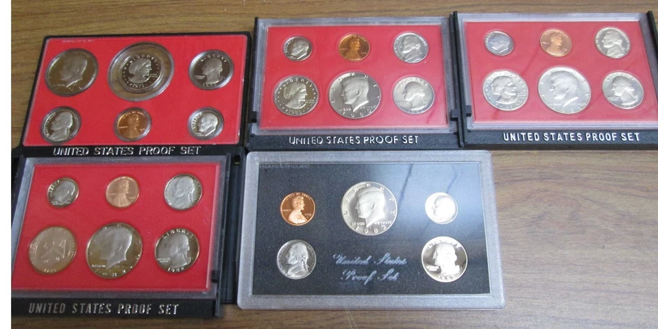 1968 to 2009 Proof Sets U.S. Mint 42 Proof Set San Francisco Mint Box and COA - Image 4 of 4