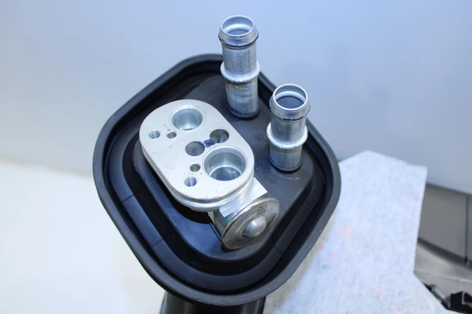 BMW 435i Gran Coupé xDrive 2015-2016 calefacción calefacción carcasa caja 64-11-9-237-550 OEM Foto 2 de 4