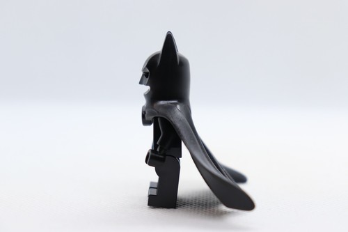 Batman 1992 CAPE 76252 30653 Batman DC Comics Super Hero LEGO Minifigure Figure - Picture 3 of 5