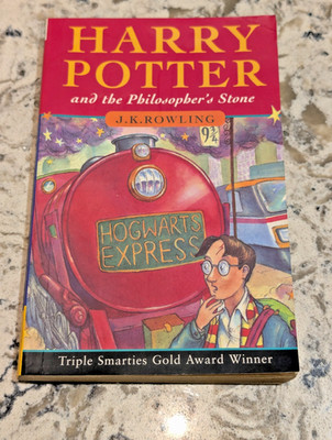 Harry Potter and the Philosophers Stone Paperback