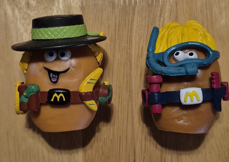 1988 McDonald's Happy Meal McNugget Nugget Buddies -vintage Scuba & Boomerang