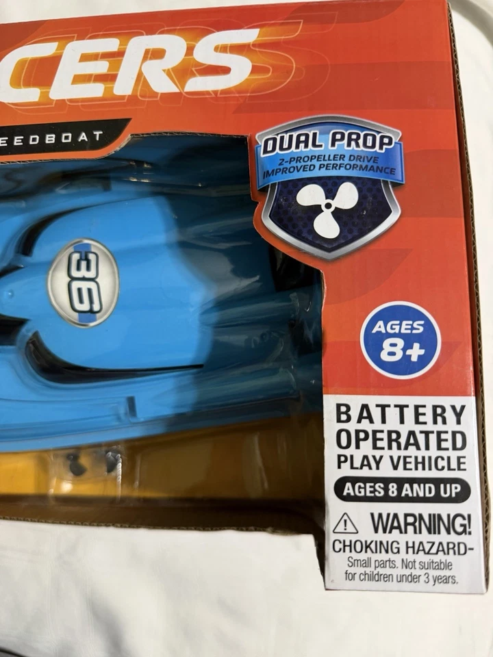 Blue Hat BOAT RACERS~ Remote Control BLUE RC Dual Propeller Speedboat ~ NEW NIB - Image 4 of 4