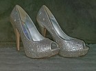 DELICIOUS LORICA H SILVER SHIMMER RHINESTONE DETAIL PLATFORM HEELS. SIZE 8 — photo 3