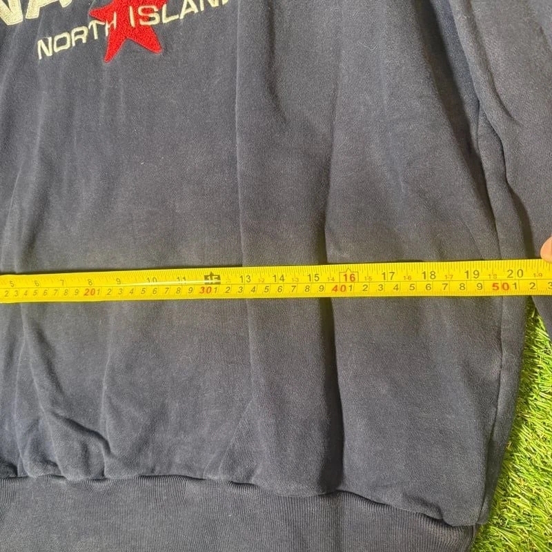 Nautica North Island Vintage Sweatshirt L Navy Blue Embroidered Star Hong Kong - Image 4 of 4