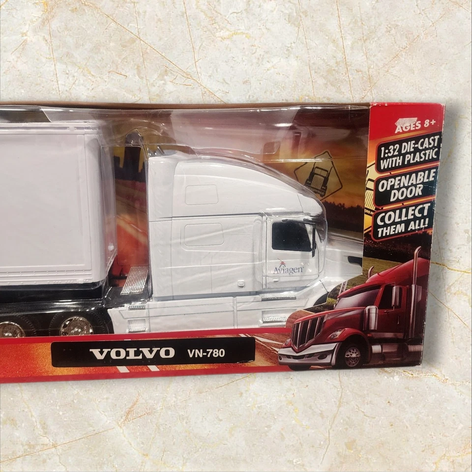 NewRay 1:32 Volvo VN-780 Aviagen Die-Cast Truck – Long Haul Trucker Series - Image 2 of 4