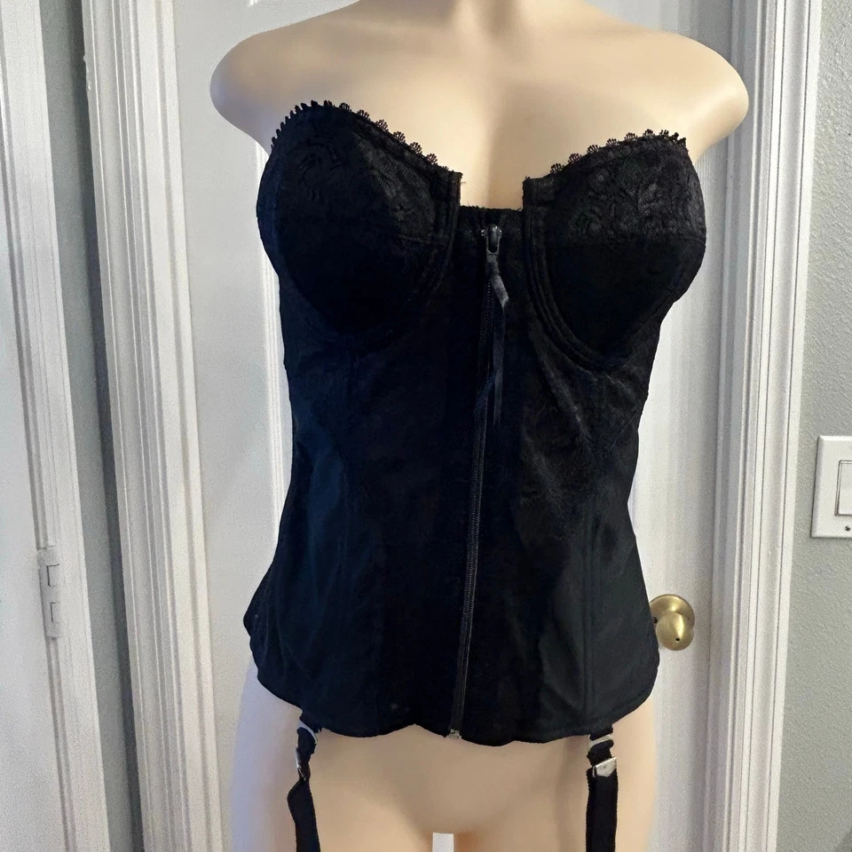 Frederick’s of Hollywood 黑色花边紧身胸衣 带 Garters 尺寸 36D coquette 风格 — 第 2/4 张图片