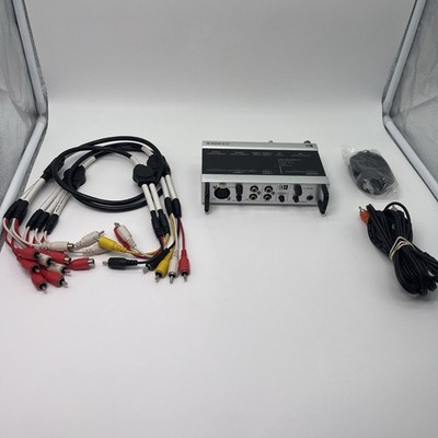 Native Instruments Audio 8 DJ USB Audio/MIDI Interface, 4 Channels, RCA, MIDI