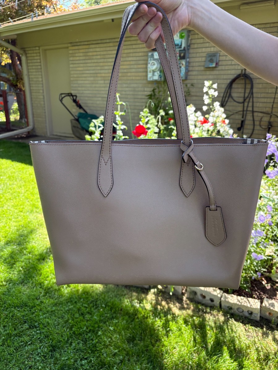 NWT New Burberry Medium Haymarket Check Leather Reversible Tote | eBay