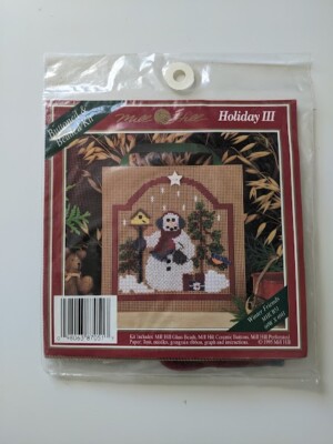 Mill Hill #MHCB51 Winter Friends Holiday III Buttoned &Beaded Kit New Unopened