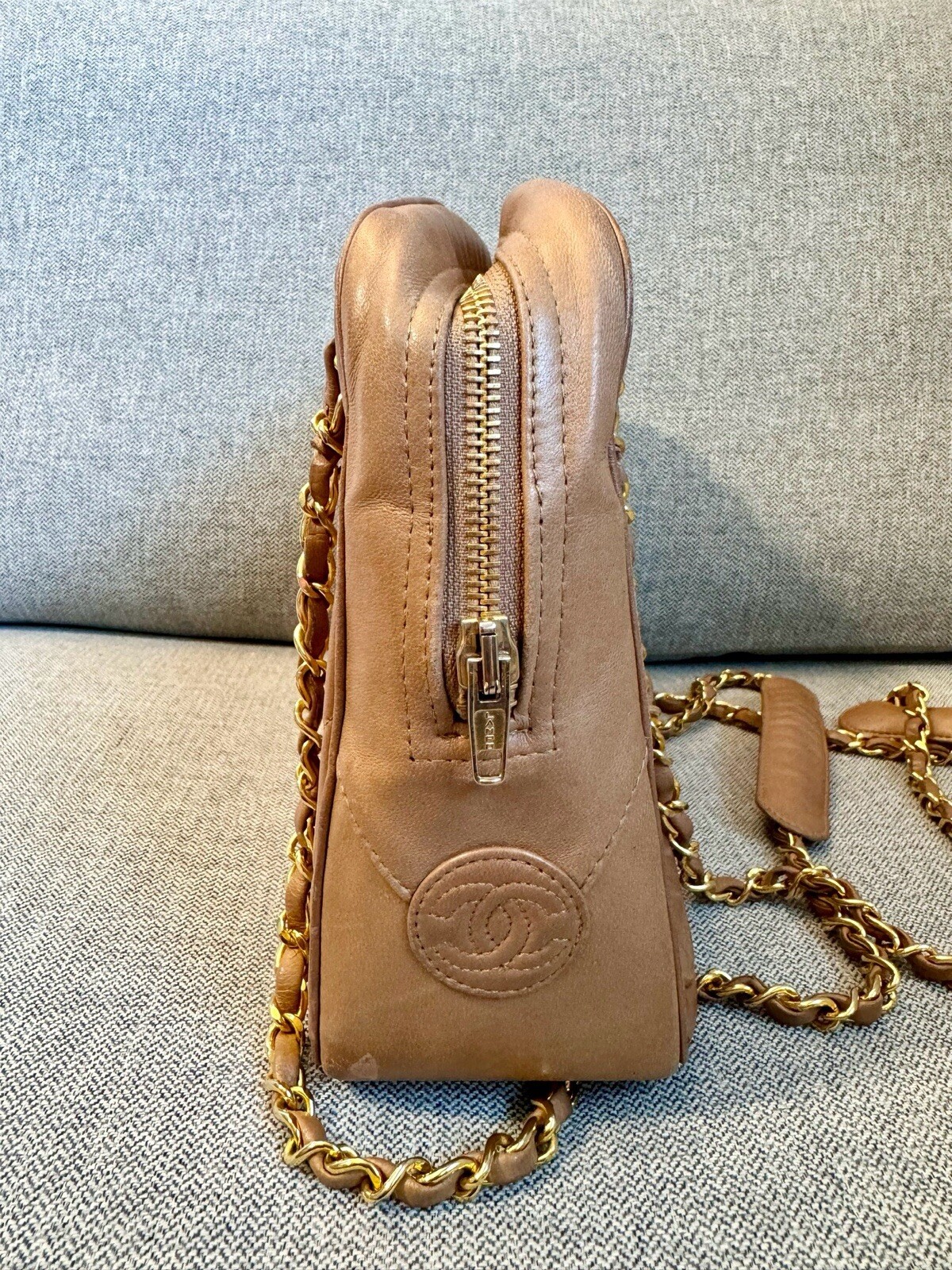 Chanel Vintage Tan Lambskin Chevron Shoulder Bag Chain Authentic 1980's GHW image 4