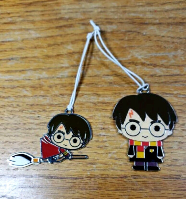 Halmark Keepsake Ornament Metal Harry Potter Key Fob Backpack Tag Charm 2pcs_BS