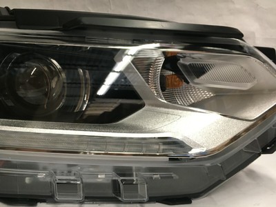 New Headlight HID Right Side Fit Chevrolet Traverse 2018-2021 