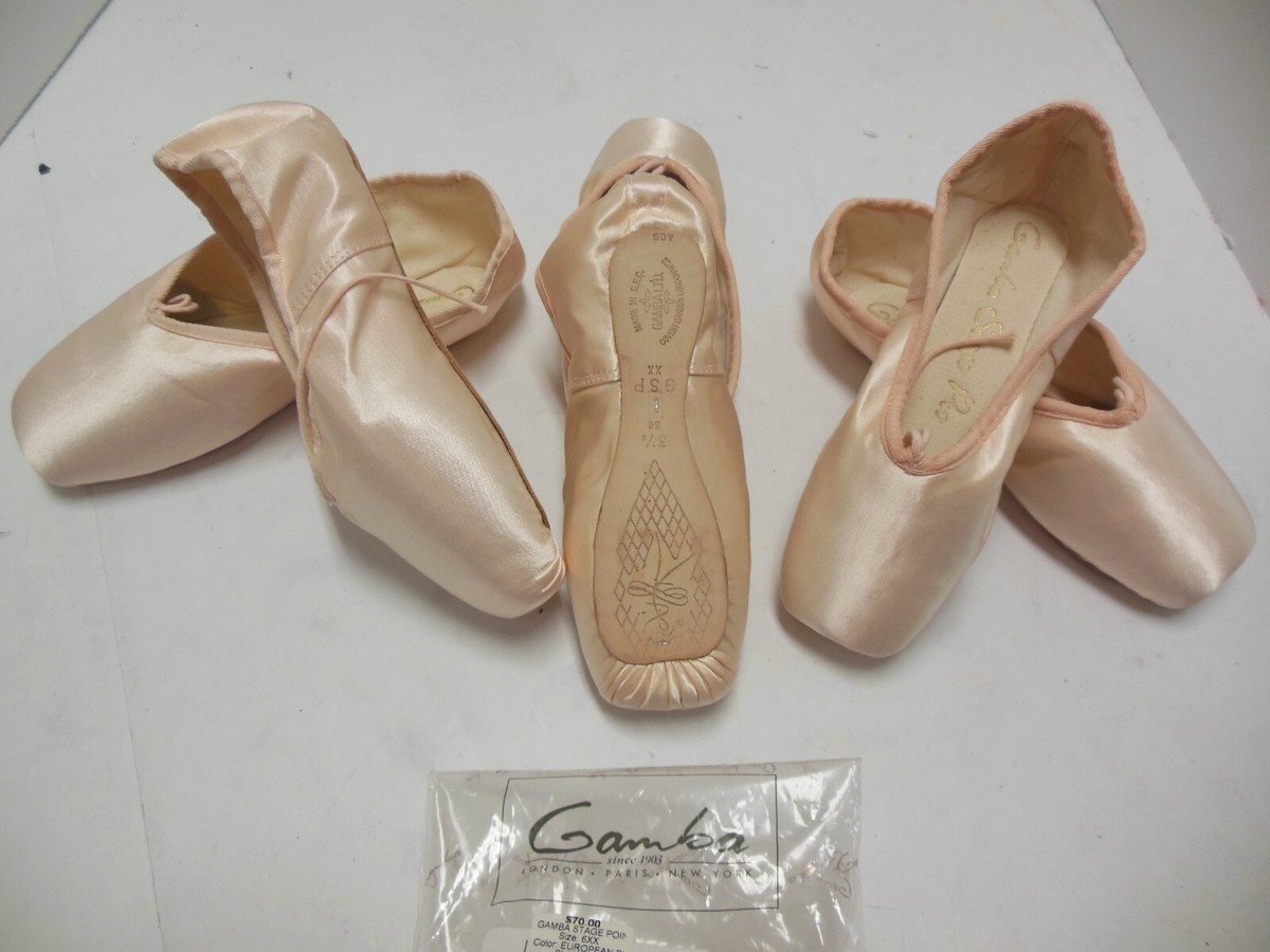Gamba Stage Pro by Repetto with ribbons pointe shoes GSP