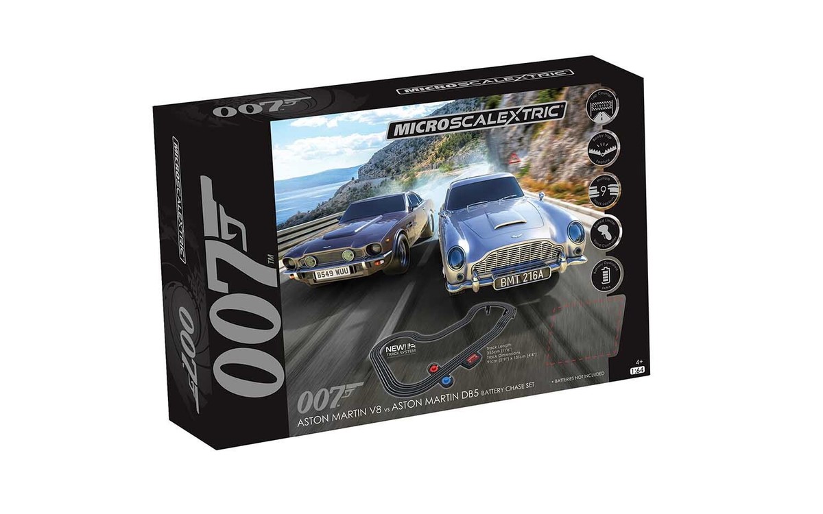 James Bond 007 Race Set - Aston Martin DB5 vs V8 - Micro