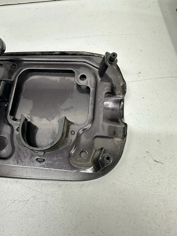 2008-2013 Nissan Rogue Fuel Filler Gas Tank Door Lid Cover Oem S13 - Image 4 of 4