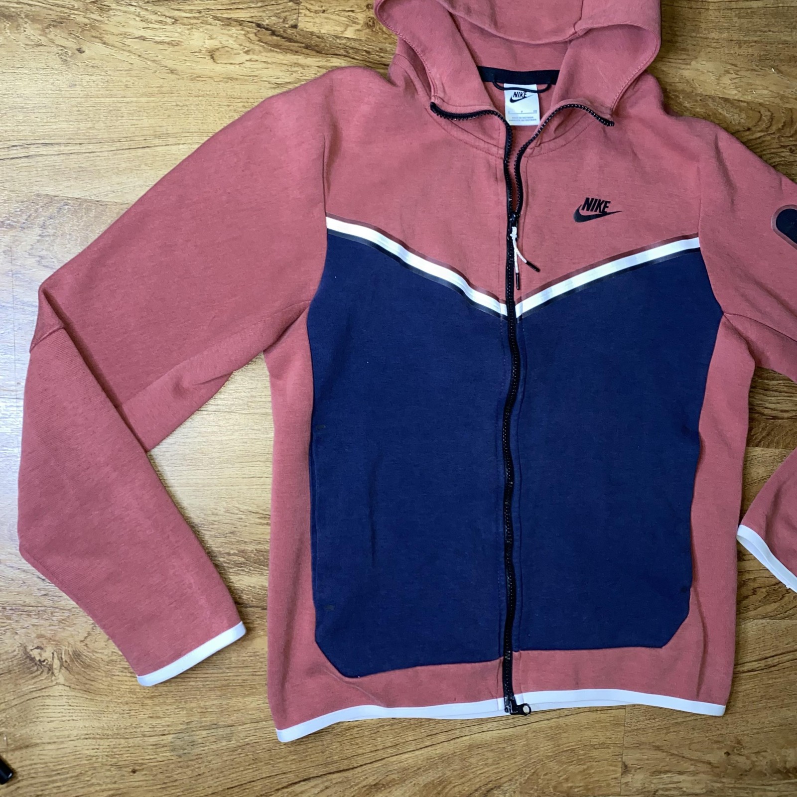 Nike Tech Fleece Hoodie Mens Small Pink Navy Full Zip Sweatshirt CU4489-661 thumbnail 3