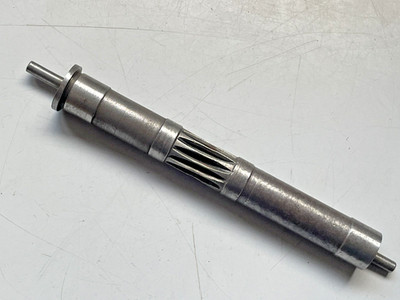 Royal Enfield Ölpumpe Spindel Nachkriegsmodelle CO, C, G, J Bullet 350, bis 1955