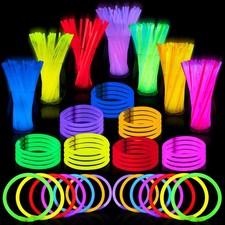 JOYIN 100 Pcs 8" Glow sticks Bulk Party Pack, Neon Glow in the Dark Party Suppli