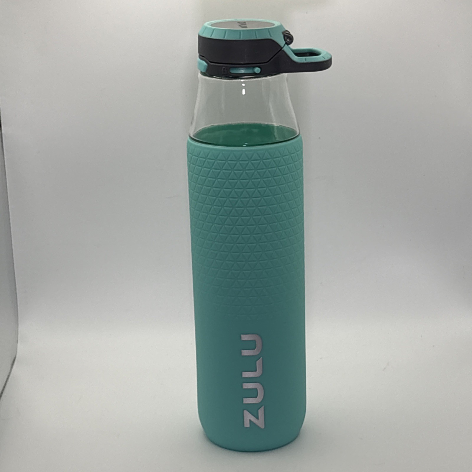 Color  Teal Flip Top Lock Lid Silicone Sleeve Plastic