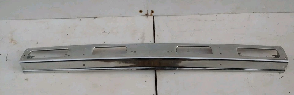 NOVO DATSUN NISSAN 720 PICK UP UTE MODELO 1984 85 PARA-CHOQUE DIANTEIRO CROMADO  - Imagem 3 de 3