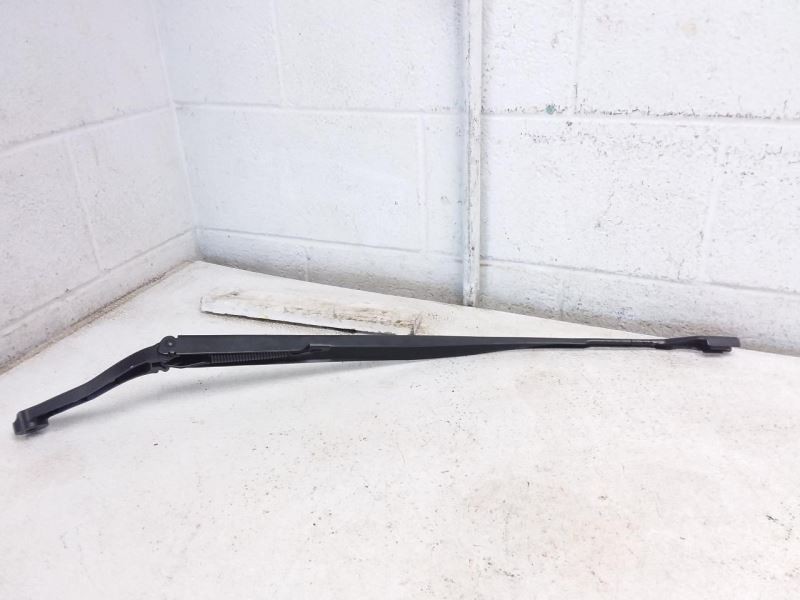 2023 MASERATI GHIBLI OEM Passenger Right Side Wiper Arm 