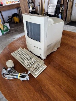 Vintage 1993 Apple Macintosh Color Classic — For Parts or Repair