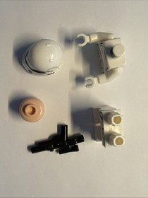 Lego Star Wars Minifigure - First Order Trooper w/ Blaster (From Set 75139)