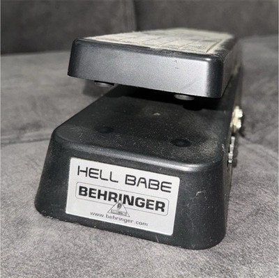 Behringer Hellbabe HB01 Analog Wah Guitar Pedal for Electric Guitar