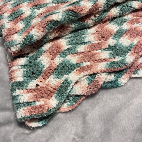 Vintage Chevron Knit Crochet Granny Throw Blanket LARGE 76”x 54” Handmade Afghan - Picture 8 of 11