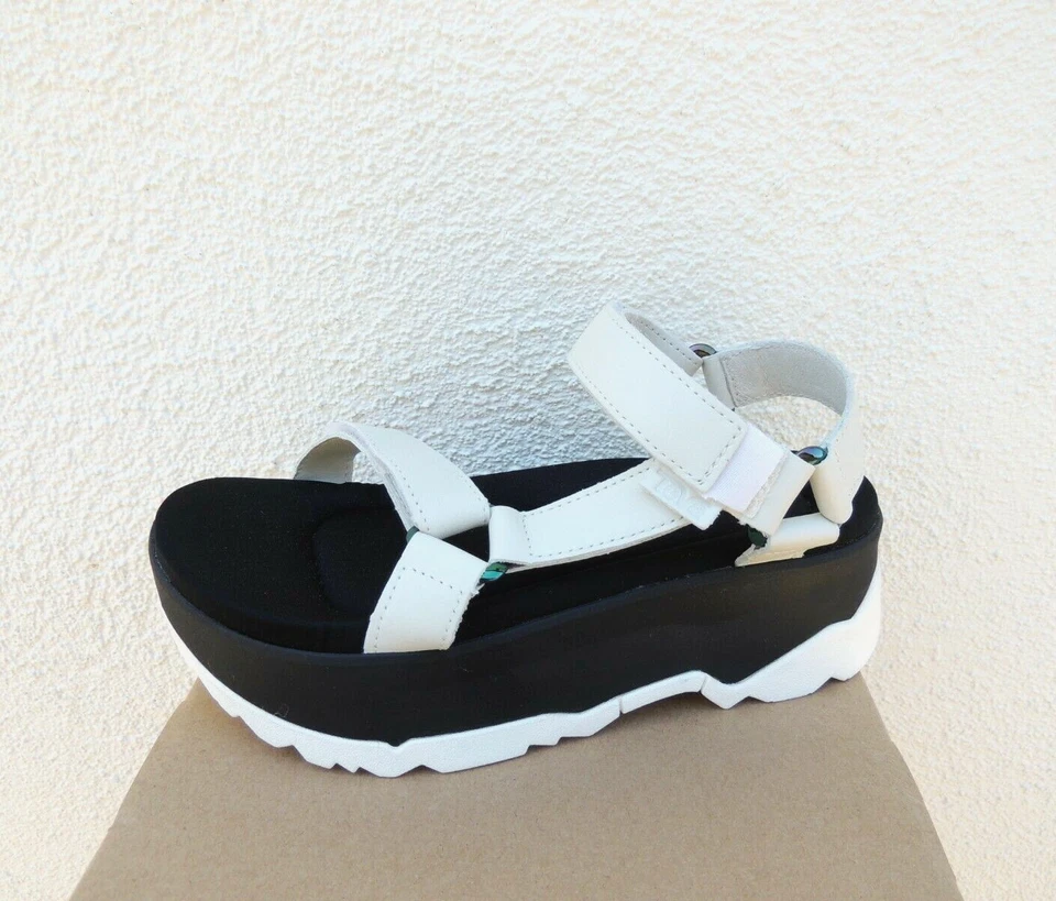 SANDALIAS TEVA ZAMORA UNIVERSALES BLANCAS PLATAFORMA ESPUMA CUERO, US 5/36 NUEVAS Foto 3 de 4
