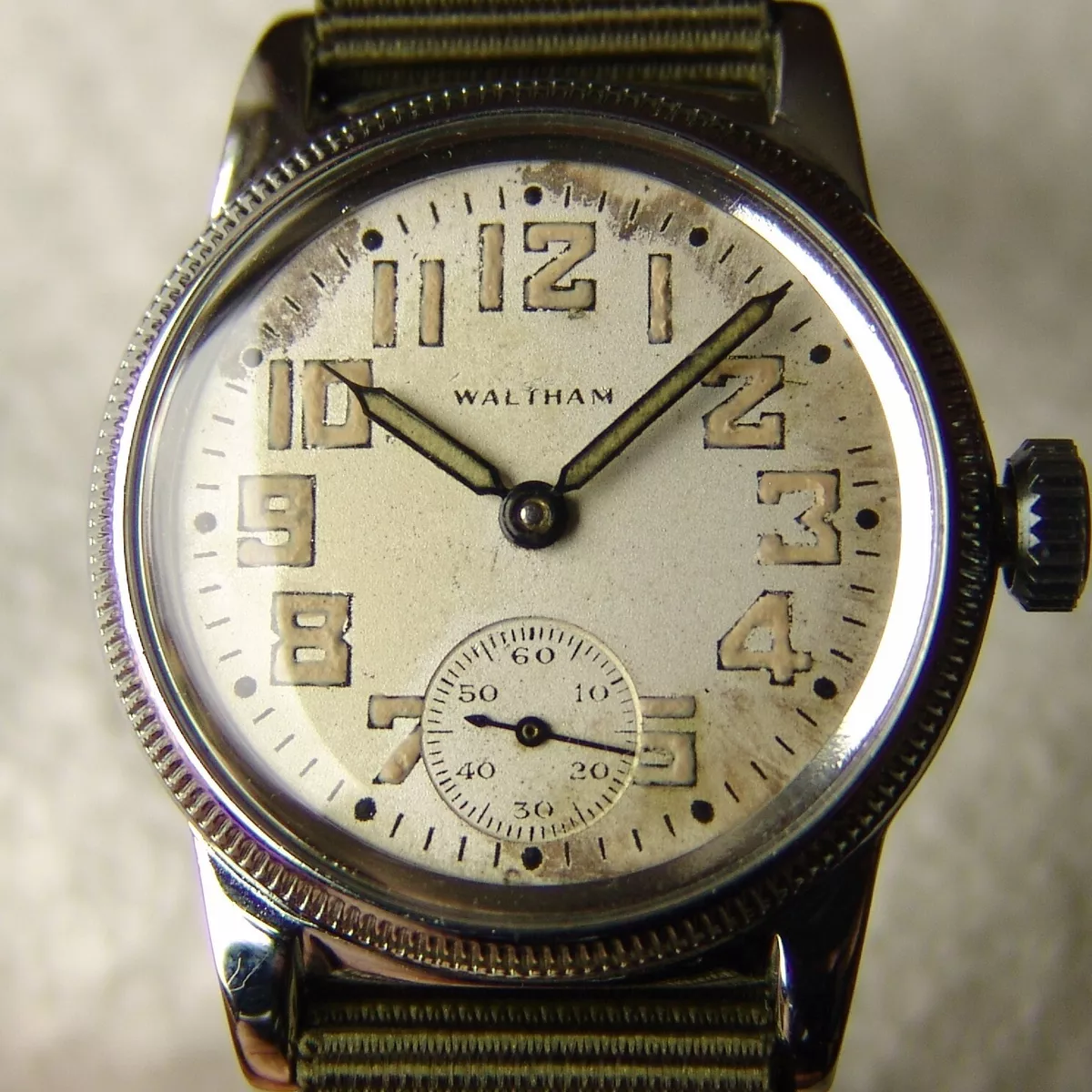 VINTAGE MEN S WW2 PERIOD USA MILITARY WALTHAM GOOD CONDITION