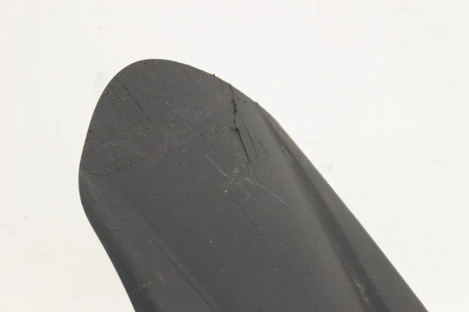 Suzuki GSXR750 2015 OEM rueda trasera neumático abrazador guardabarros Foto 4 de 4