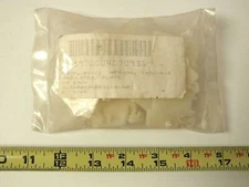 New NOS Allen-Bradley Insulator Plate End Barrier 1492-N16 White Pack of 25