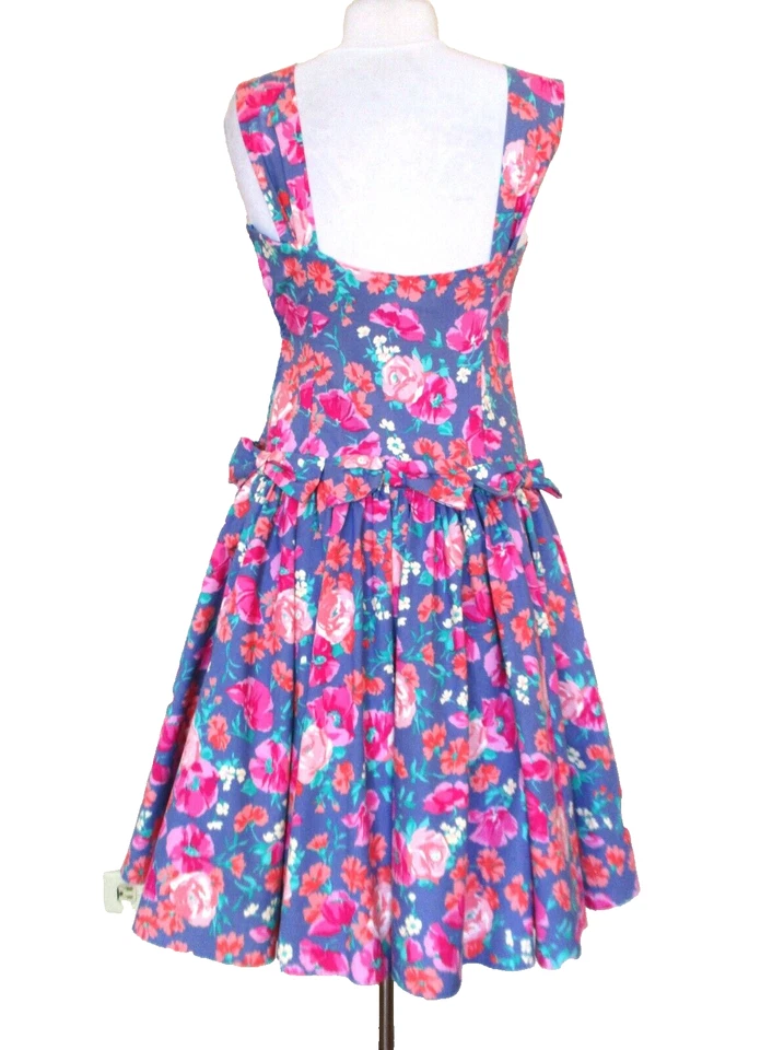 Vestido de té vintage Laura Ashley S para mujer Cottagecore floral algodón crinolina Foto 4 de 4