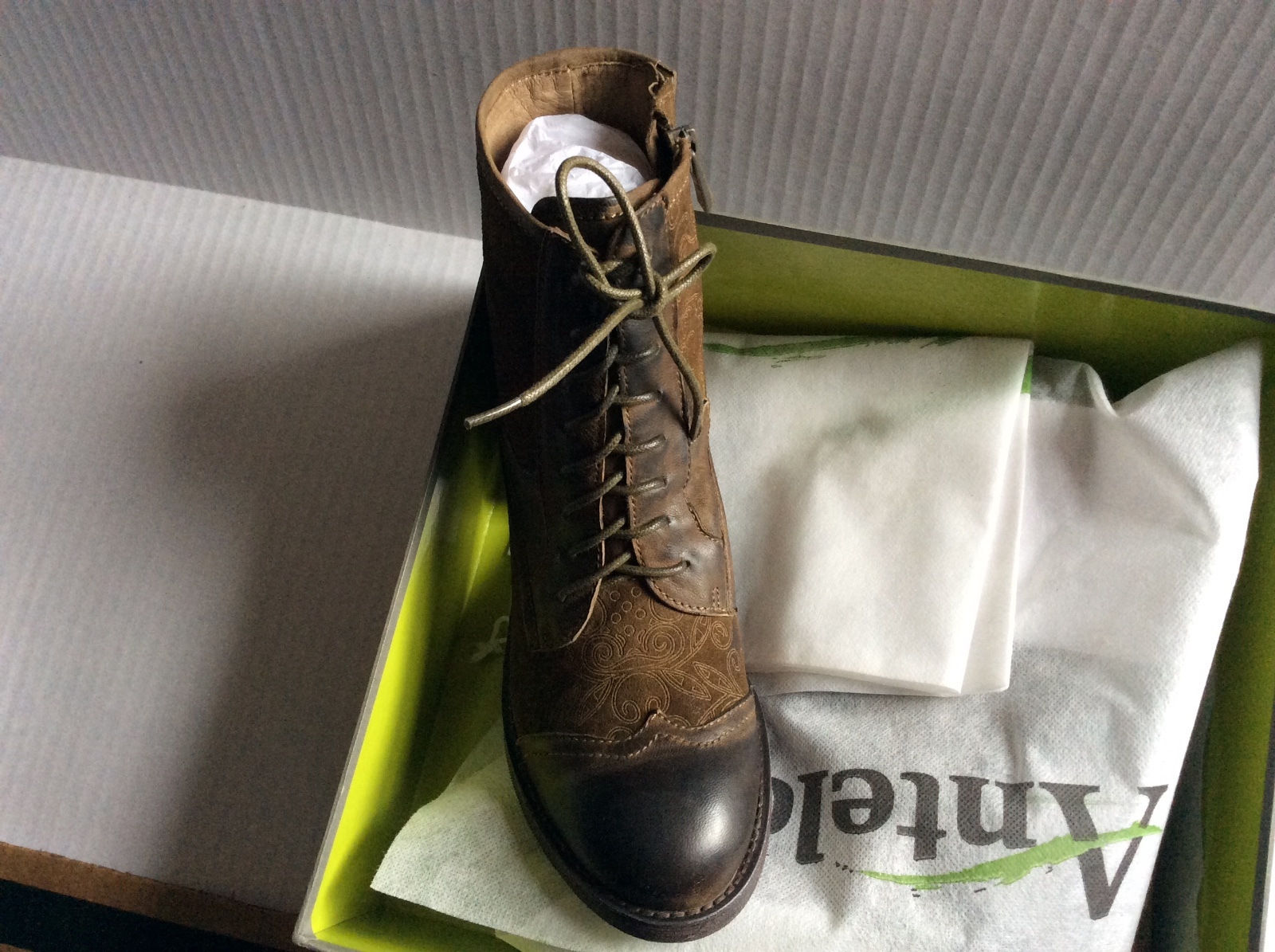 New New New in Box ANTELOPE Etched Leather Booties Boots-Size 37 or 6 US- 265 ac9de9 New New New in Box ANTELOPE Etched Leather Booties Boots-Size 37 or 6 US- 265 ac9de9