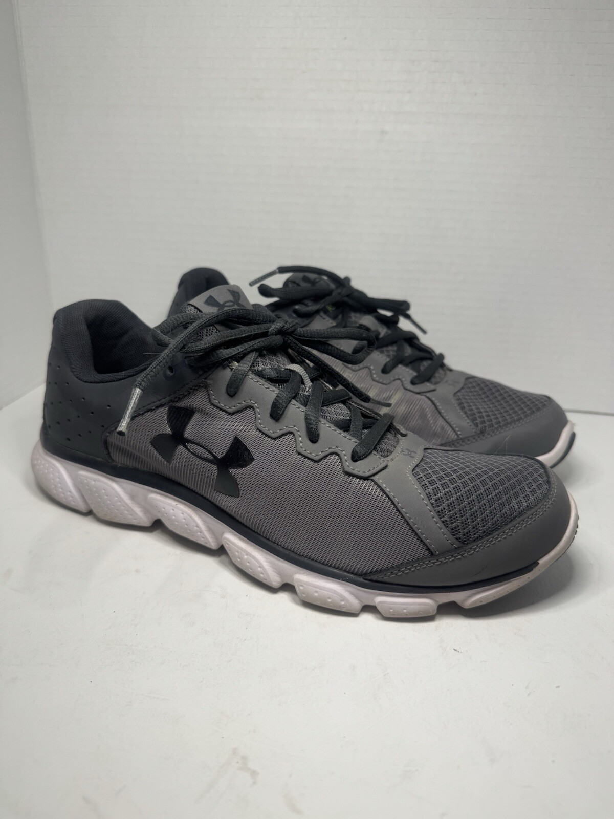 Under Armour Mens Micro G Assert 6 Grey Running Shoes Size 9.5 Mesh Sneakers