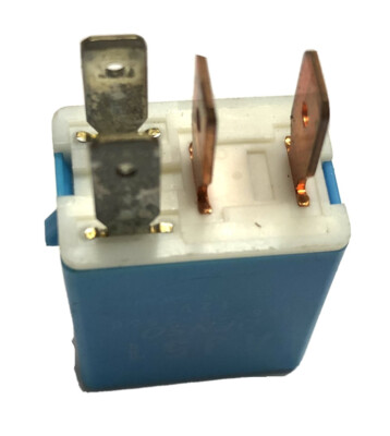 Mazda 6 RX8 RELAY blue AJ51 AJ5118821 156700-2560 fuel pump