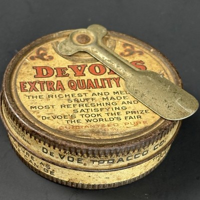 Antique 1895 1905 DeVoe s Extra Quality Snuff Tin w Attached Spoon Tobacco RARE