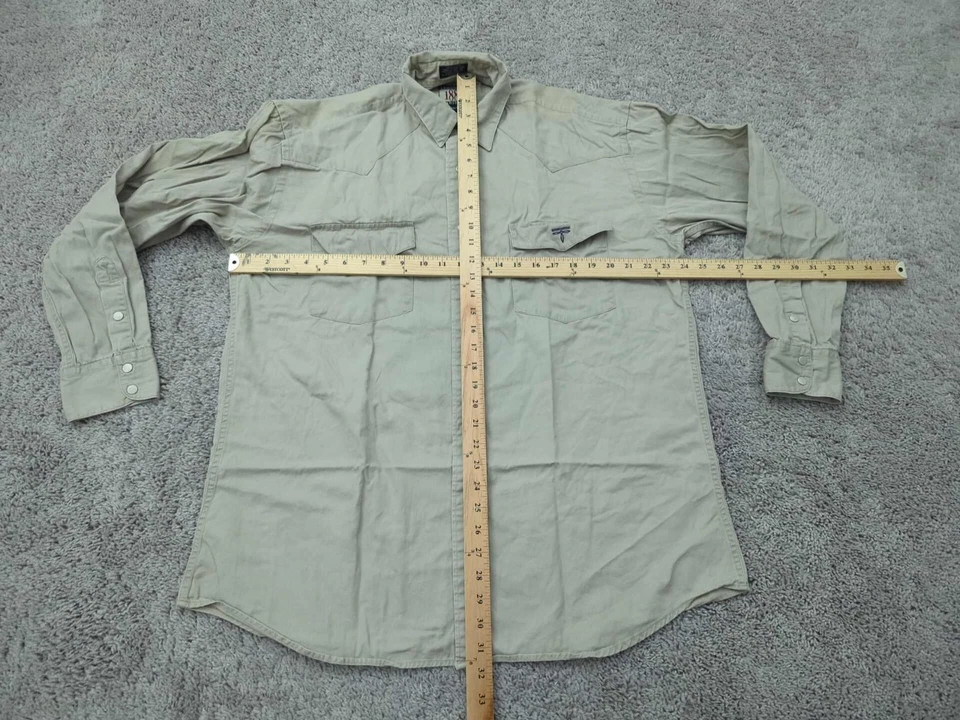 Camisa masculina vintage Lucchese com botões M/L cáqui ocidental feita em Hong Kong - Imagem 4 de 4